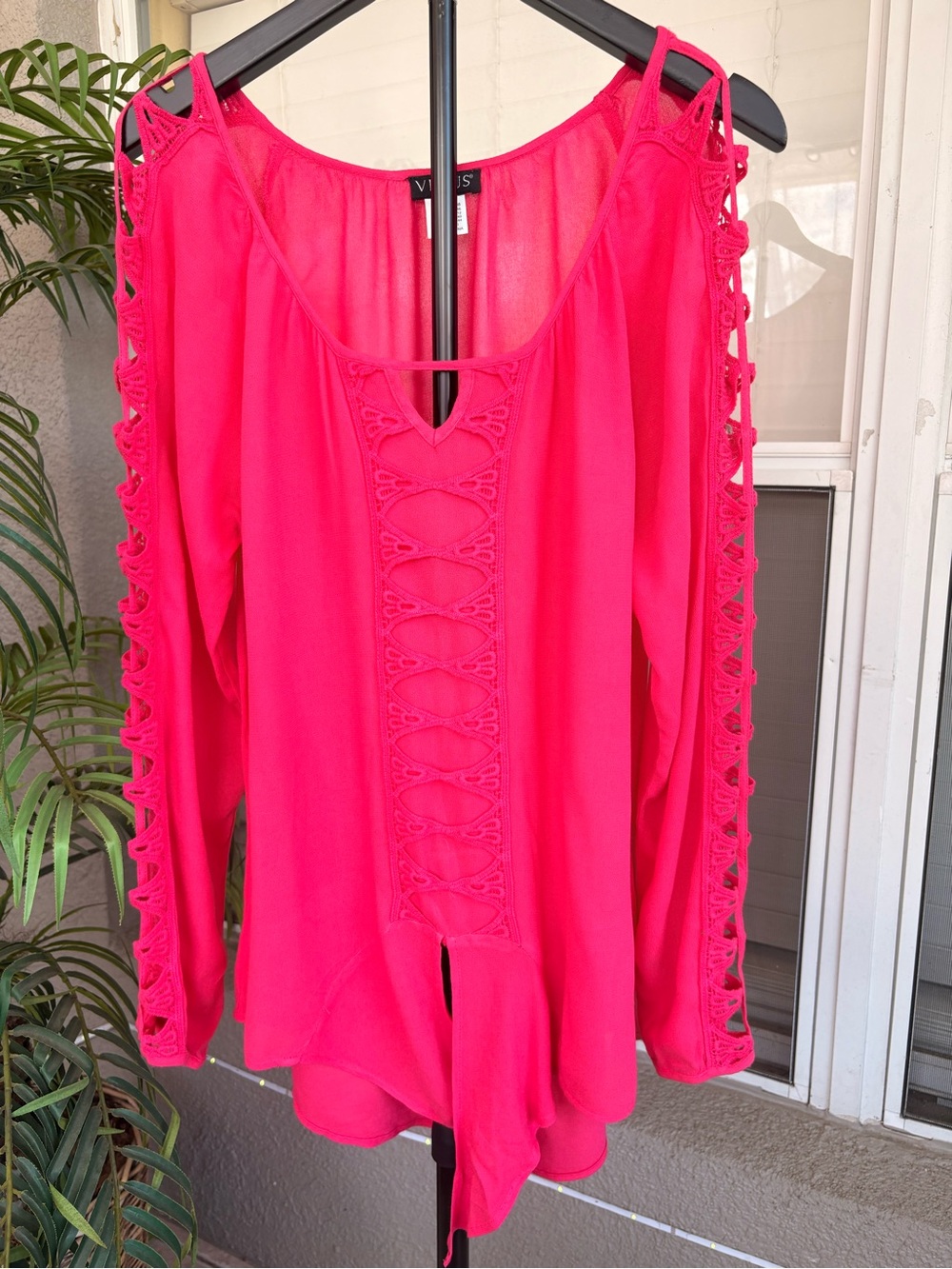 Vince Camuto Bright Pink Cold-Shoulder Lace-Up Tunic